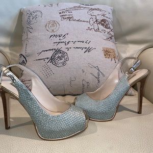 Size 7.5 Silver Guess Heels - never worn